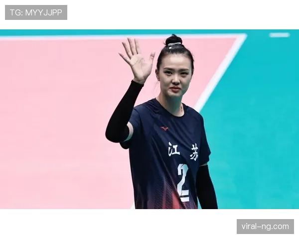 张常宁赛场上冷面将军，下了场就去逛街吃甜品的名媛，这反差我有点跟不上