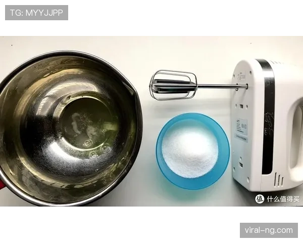 马琳家冰箱里塞满蛋白粉,连饮料都是自己称重兑的 马琳家冰箱里塞满蛋白粉,连饮料都是自己称重兑的